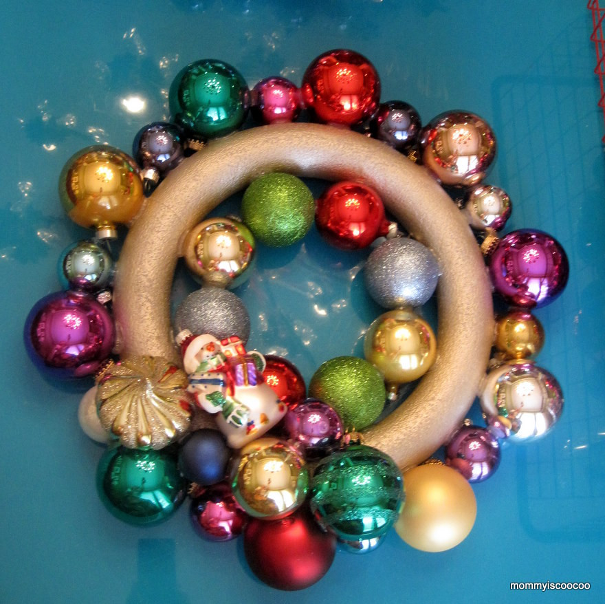 DIY Christmas Ornament Wreath
 DIY Holiday Highlights Easy Ornament Wreath Tutorial