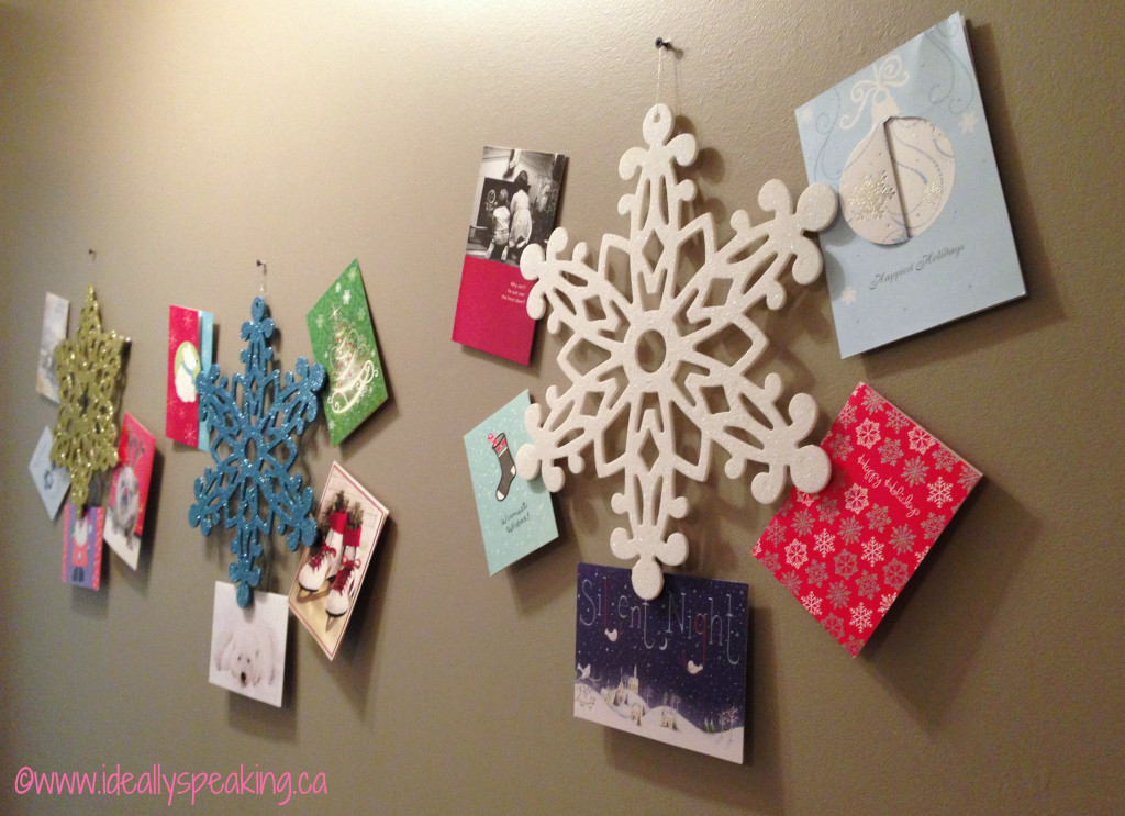 DIY Christmas Pictures
 Easy DIY Christmas Card Wreath Ideally speaking