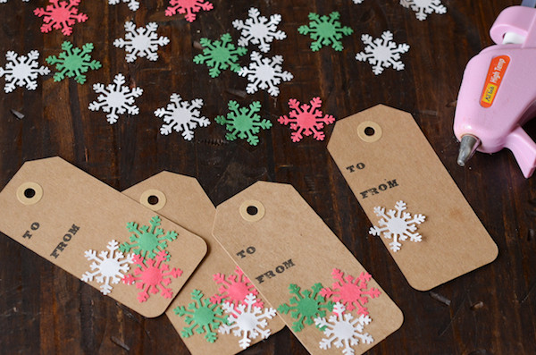 DIY Christmas Tags
 34 Festive and Fun DIY Christmas Gift Tags