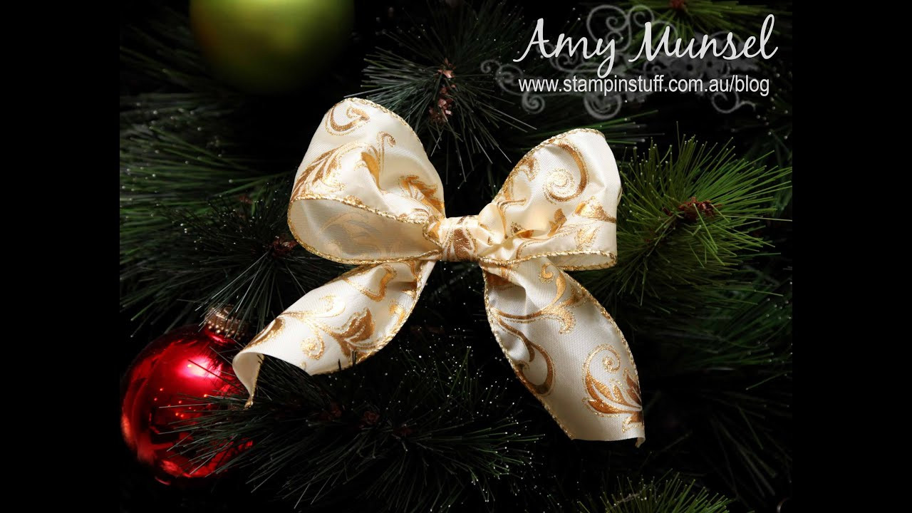 DIY Christmas Tree Bows
 How to make a perfect Christmas bow for a tree