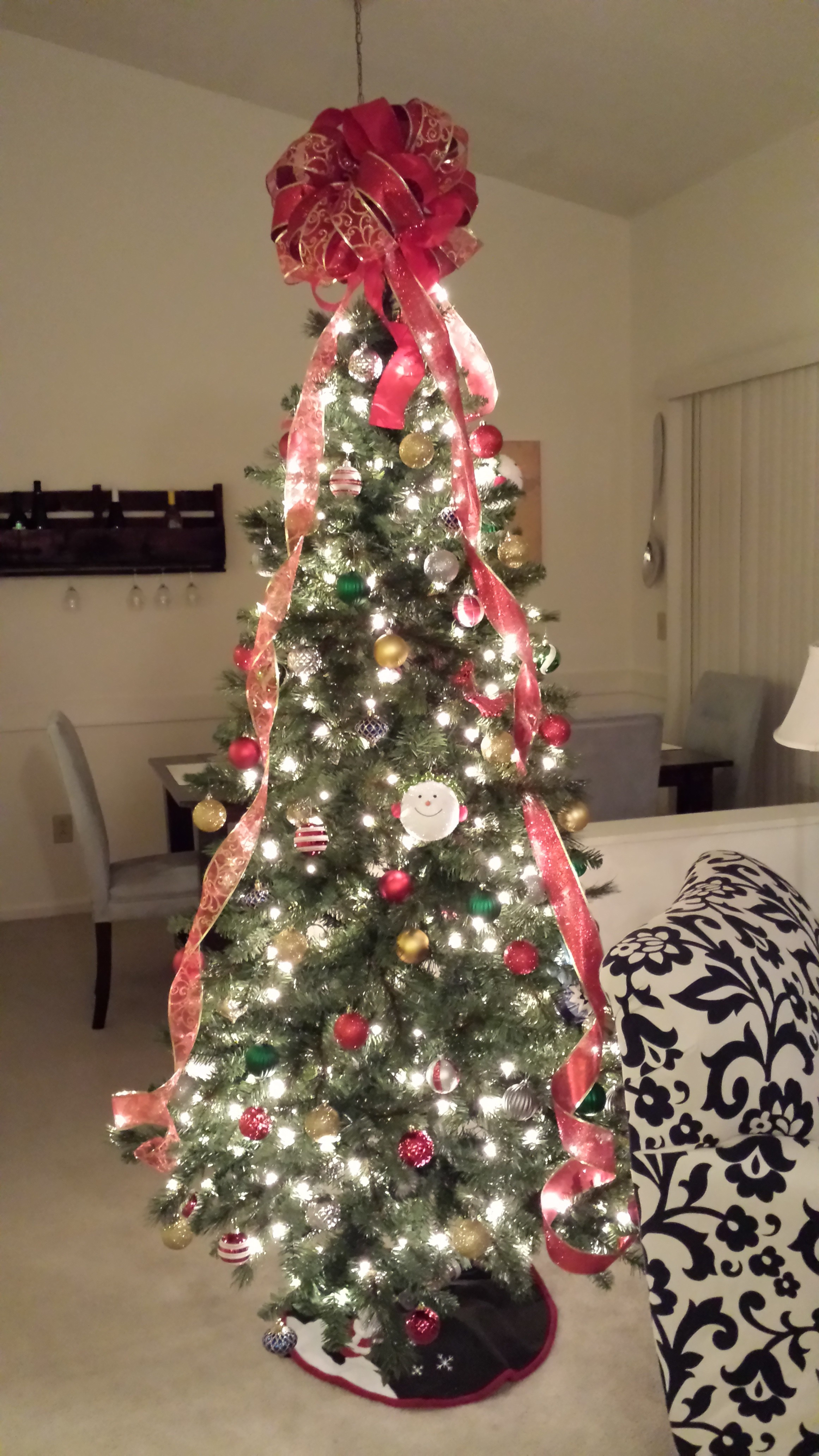 DIY Christmas Tree Bows
 Andrea Faison