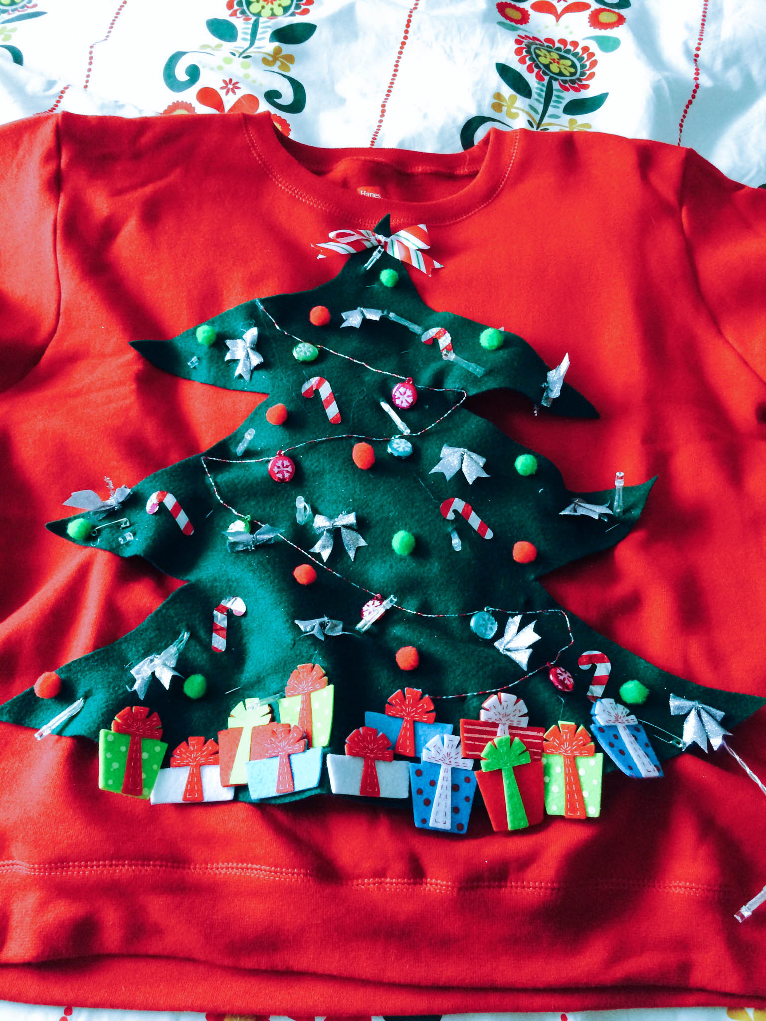 DIY Christmas Tree Sweater
 DIY Ugly Sweater Ideas
