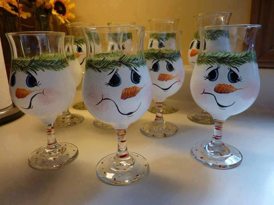 DIY Christmas Wine Glasses
 DIY snowmen glass Painted glassware