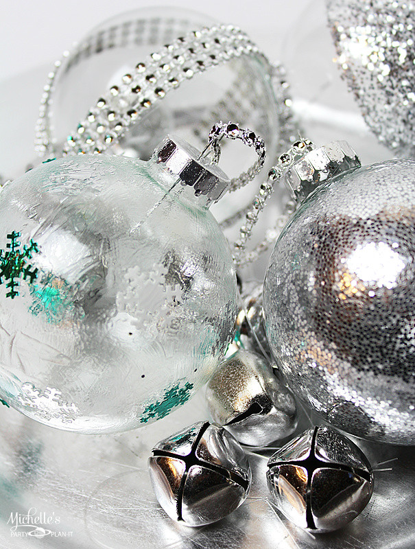 DIY Clear Christmas Ornaments
 DIY Ideas to Decorate Clear Ornaments Creative Juice