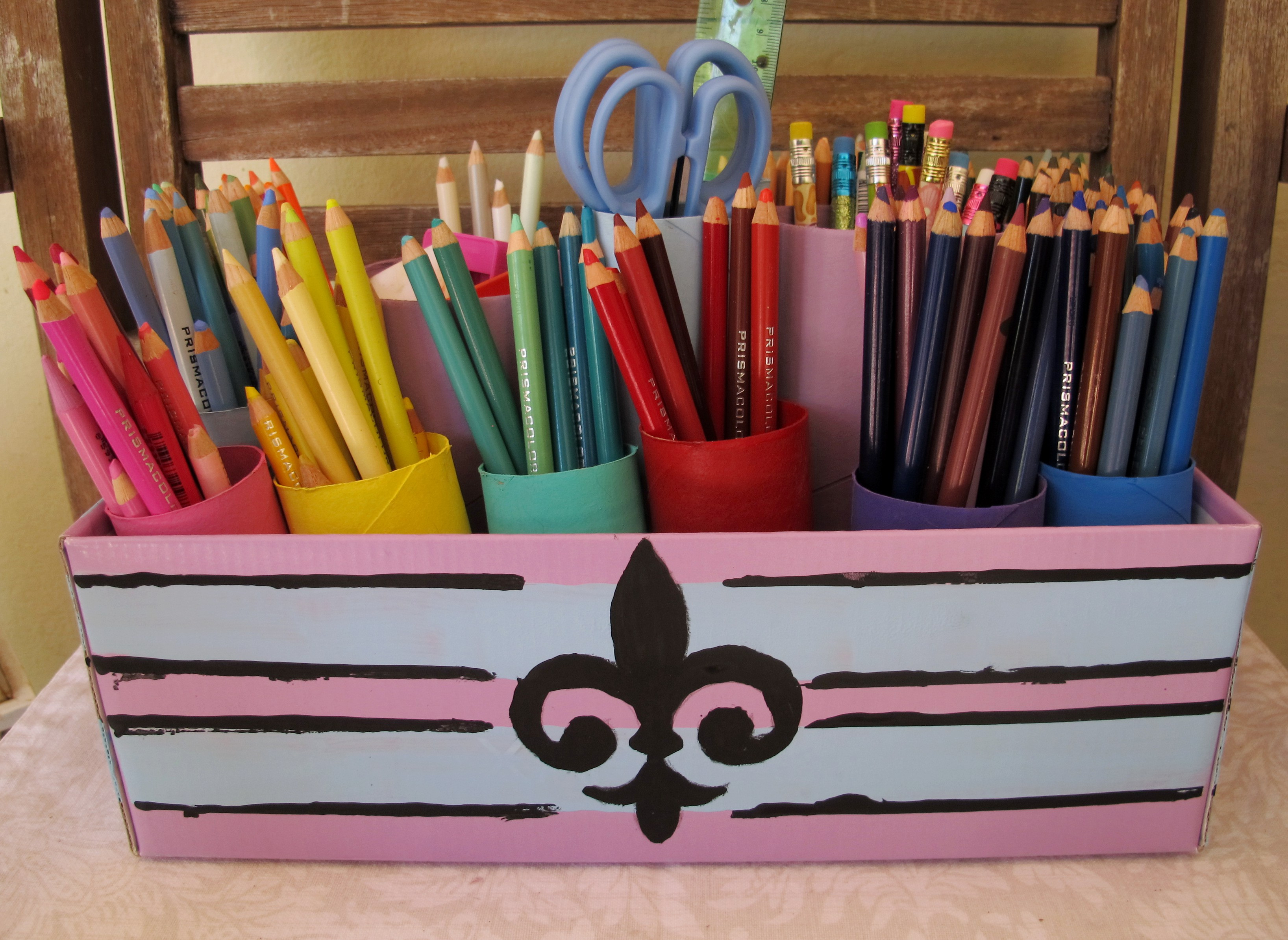 DIY Colored Pencil Organizer
 Crafty Friday – our new series First Project – Toilet