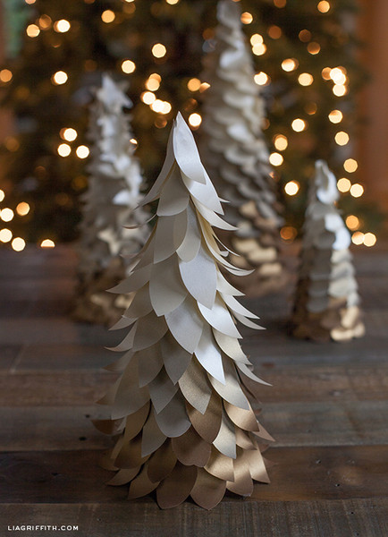 DIY Cone Christmas Trees
 Woodland Wonderland Mini Ombre Christmas Tree