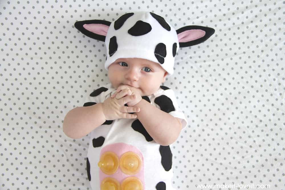 DIY Cow Costume
 11 AWESOME DIY COSTUMES FOR BABY S FIRST HALLOWEEN