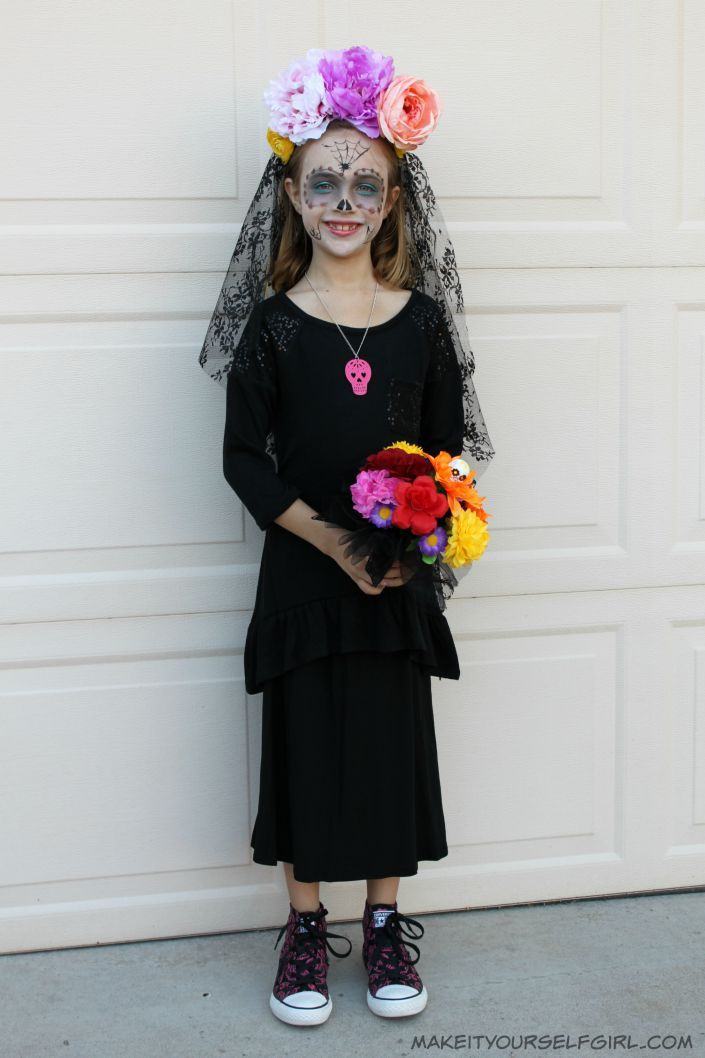 DIY Day Of The Dead Costume
 DIY Day of the Dead Costume Make It Yourself Girl