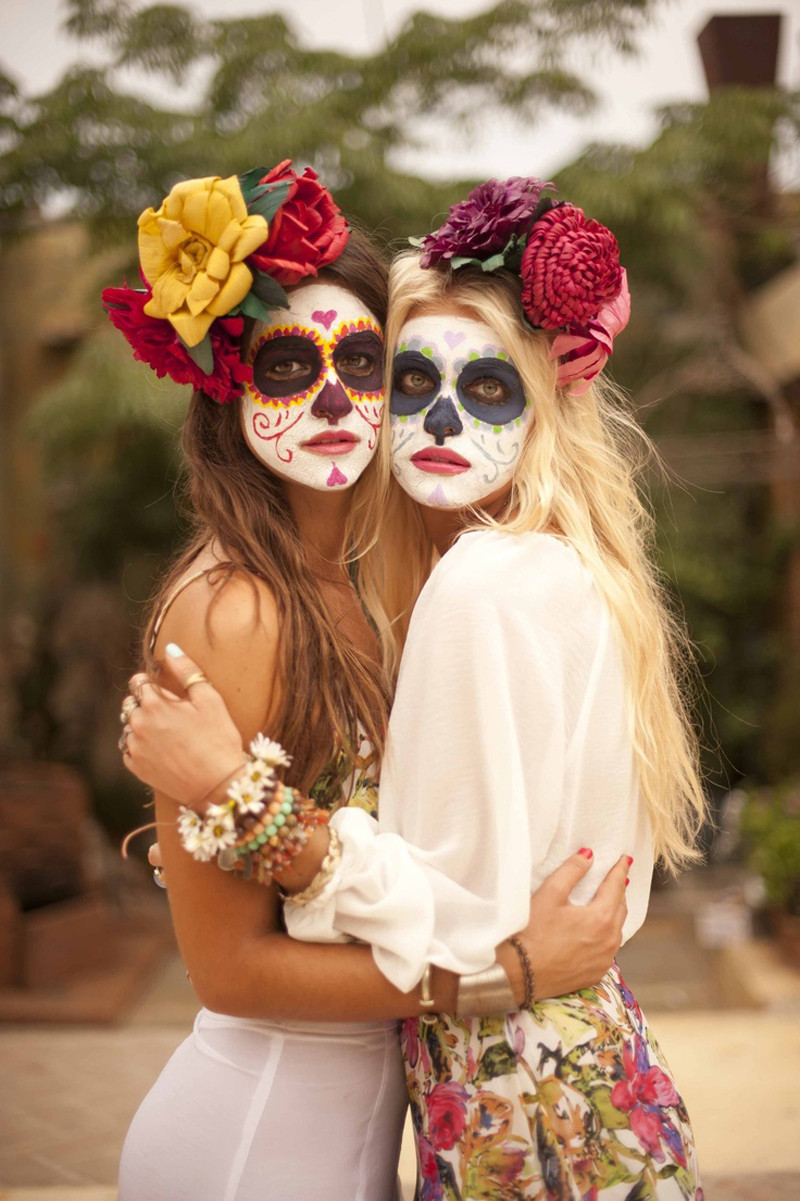 DIY Day Of The Dead Costume
 Seven best sugar skull face paints Halloween