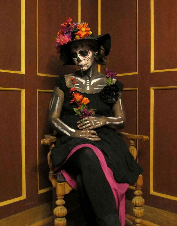 DIY Day Of The Dead Costume
 17 Best images about Dia de los Muertos on Pinterest