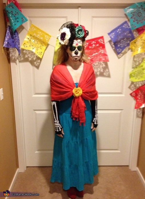 DIY Day Of The Dead Costume
 Easy DIY Day of the Dead Costume