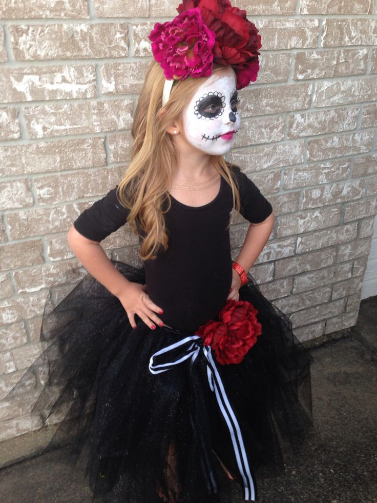 DIY Day Of The Dead Costume
 25 best ideas about Sugar Skull Costume on Pinterest