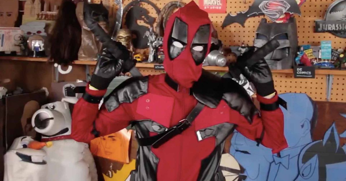 DIY Deadpool Costume
 How to make a homemade Deadpool costume