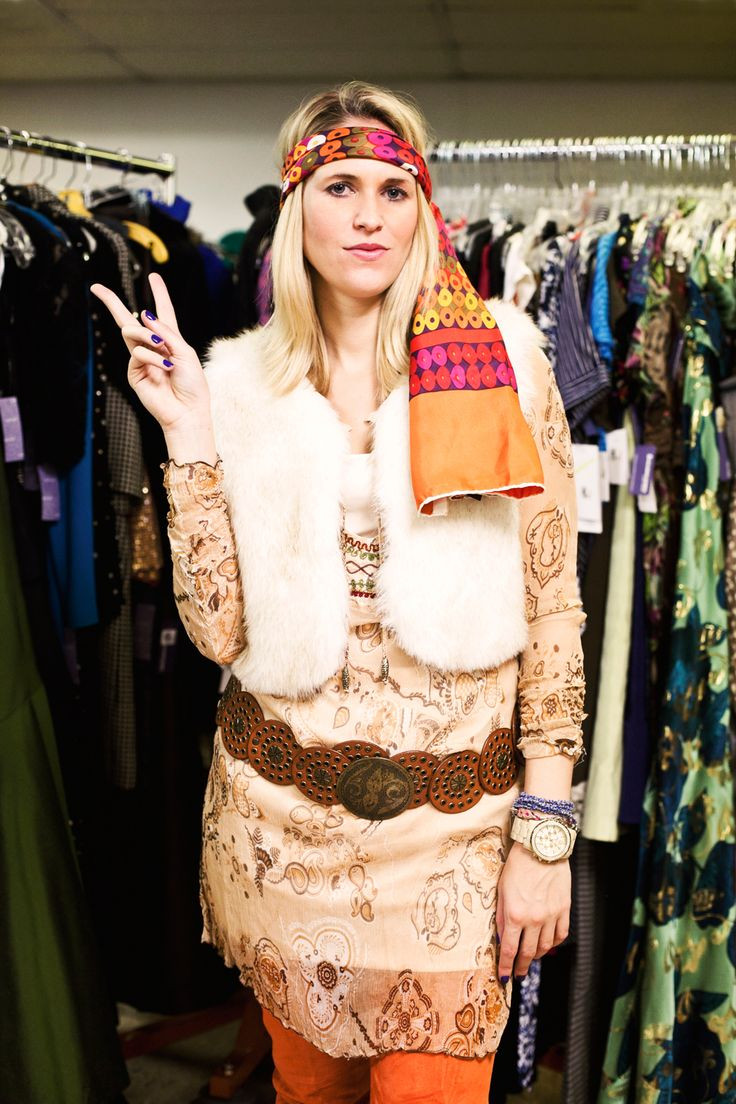 DIY Disco Costumes
 Best 25 70s costume ideas on Pinterest