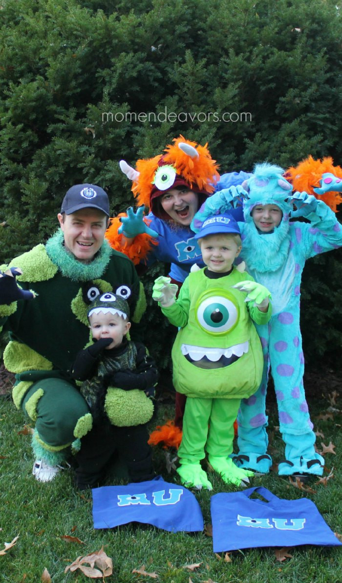 DIY Family Costumes
 45 DIY Disney Themed Halloween Costumes