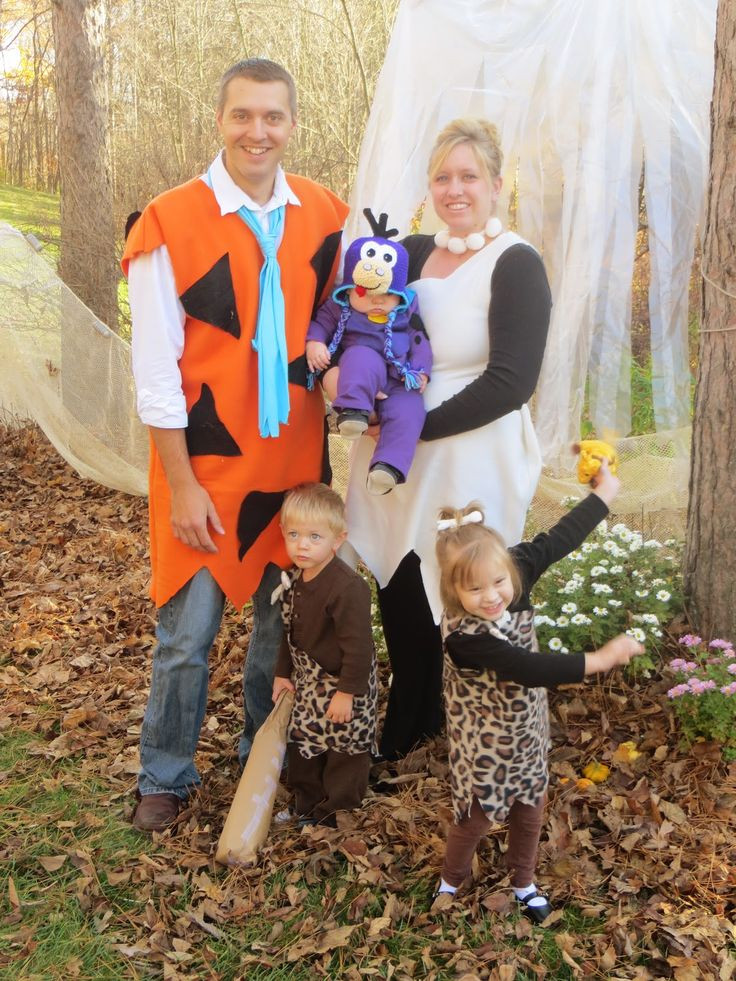 DIY Family Costumes
 Best 25 Flintstones costume ideas on Pinterest