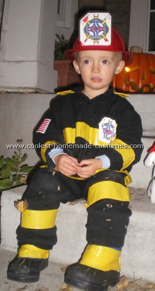 DIY Firefighter Costume
 38 Duct Tape Crafts