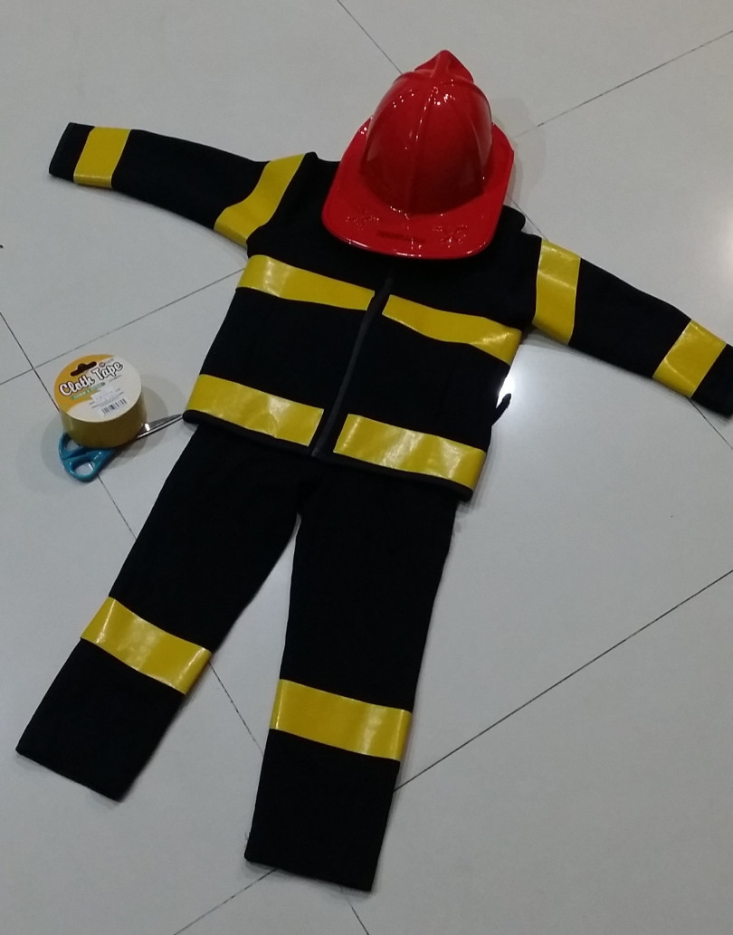 DIY Firefighter Costume
 Quick DIY Fireman Costume – SmilyshuArt