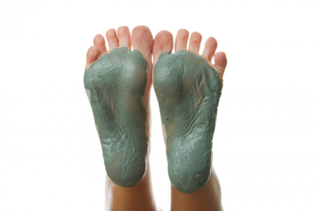 DIY Foot Mask
 DIY Mud Baths For Ultimate Detoxification and Healing