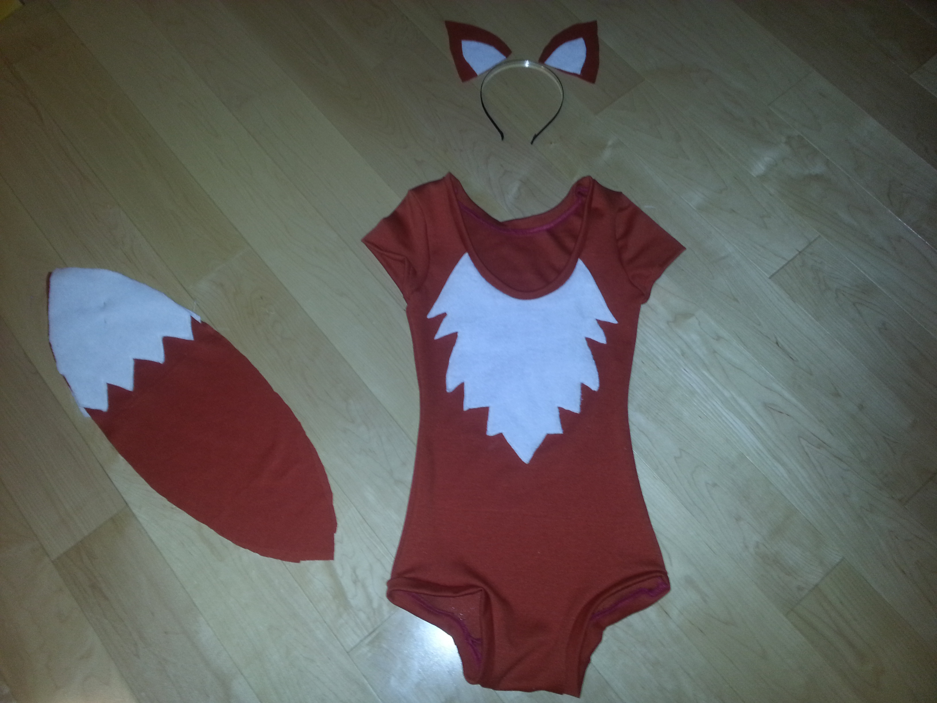 DIY Fox Costumes
 DIY Halloween Costume What Does the Fox Say