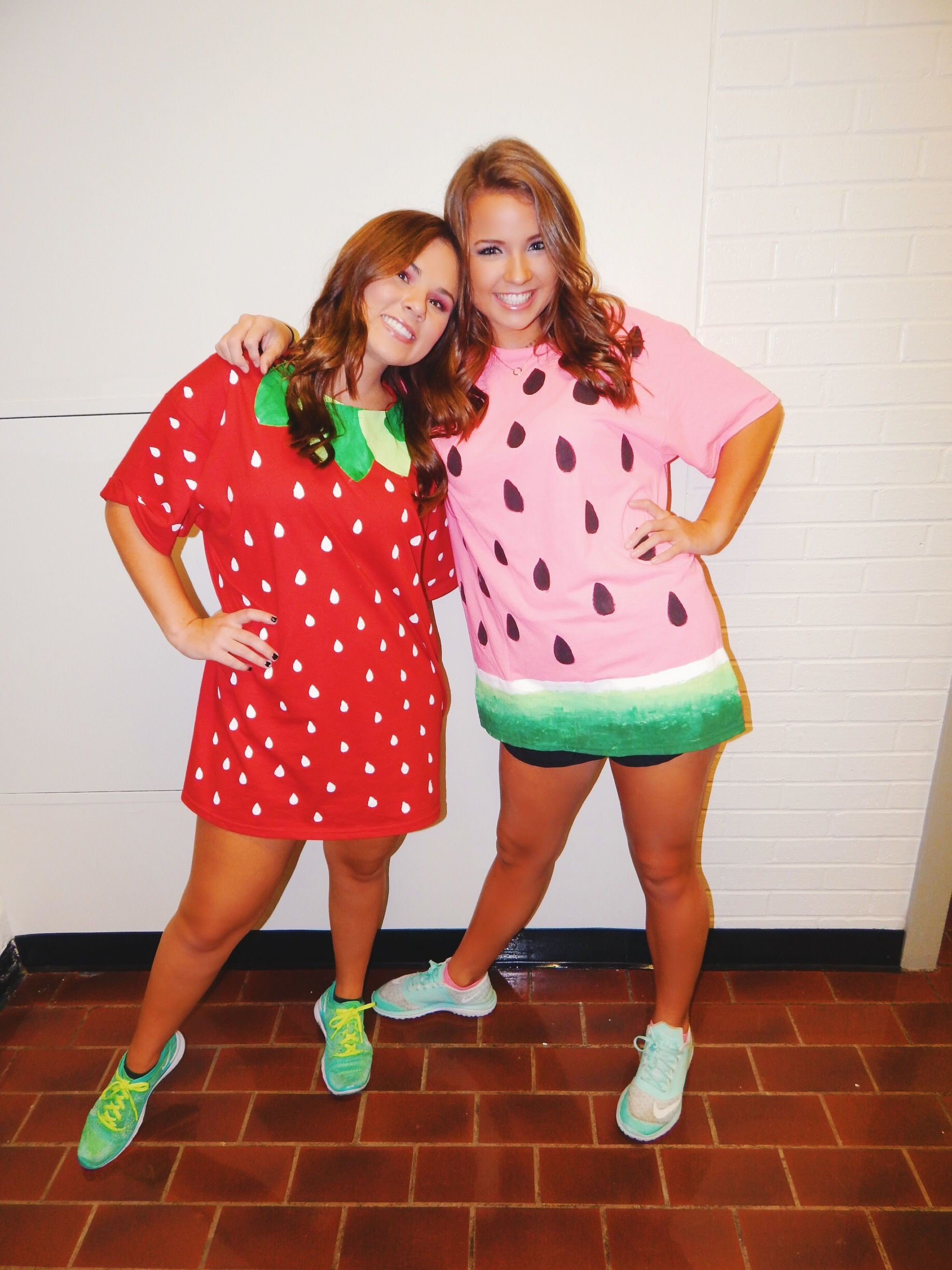 DIY Fruit Costumes
 DIY strawberry and watermelon halloween costumes