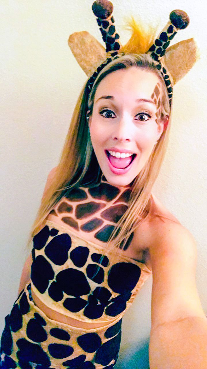 DIY Giraffe Costumes
 Best 25 Giraffe costume ideas on Pinterest