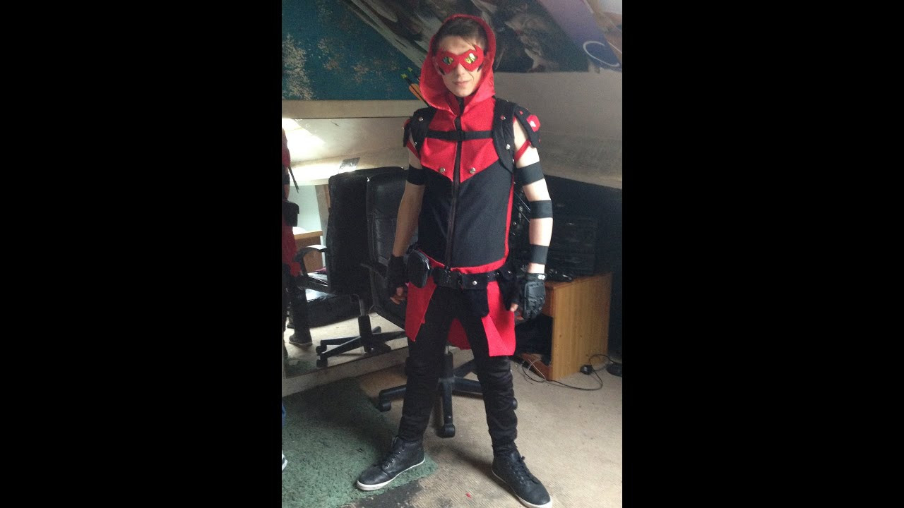 DIY Green Arrow Costume
 How to Make A Red Arrow Arsenal costume Arrow season 3