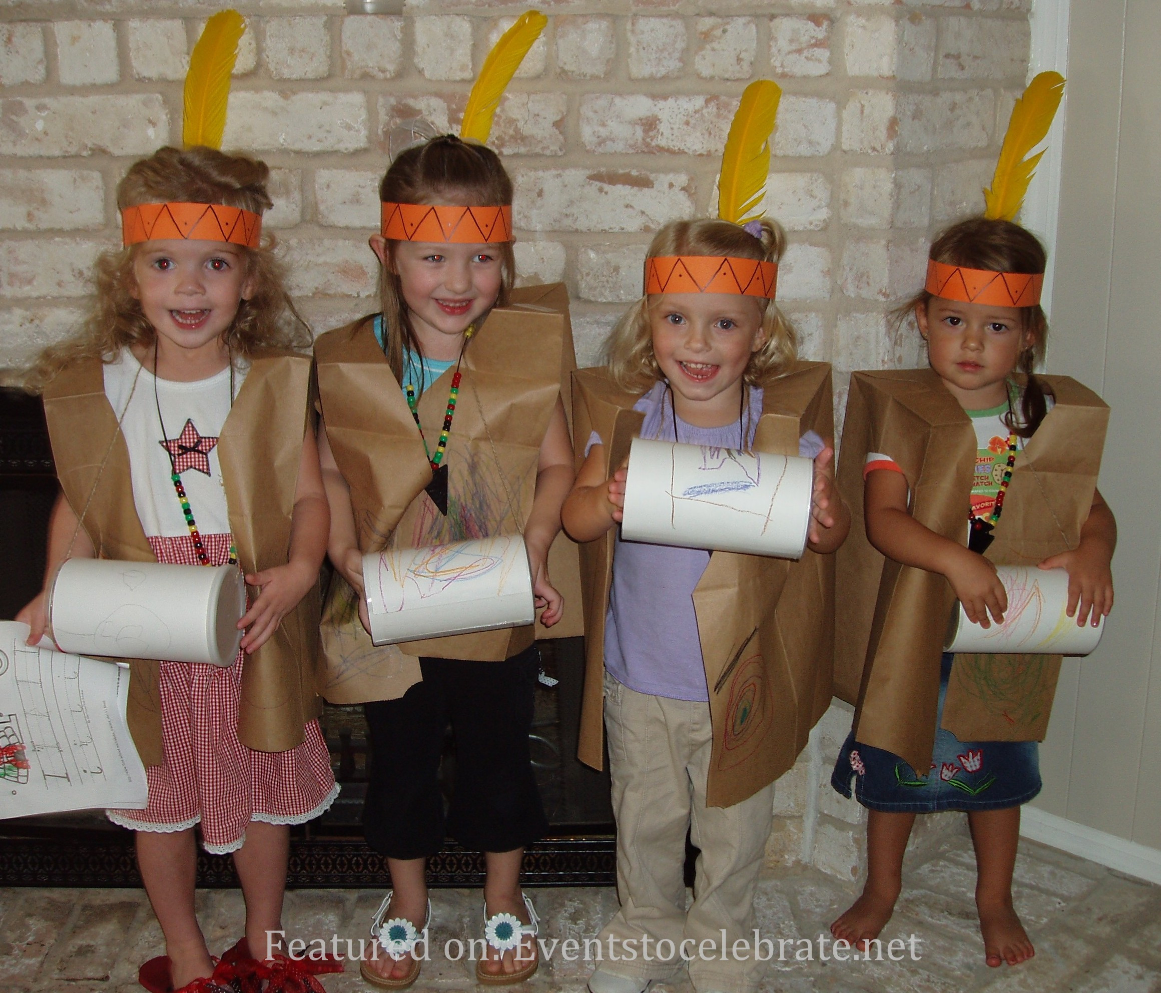 DIY Group Halloween Costume
 Halloween Group & Couples Costumes events to CELEBRATE