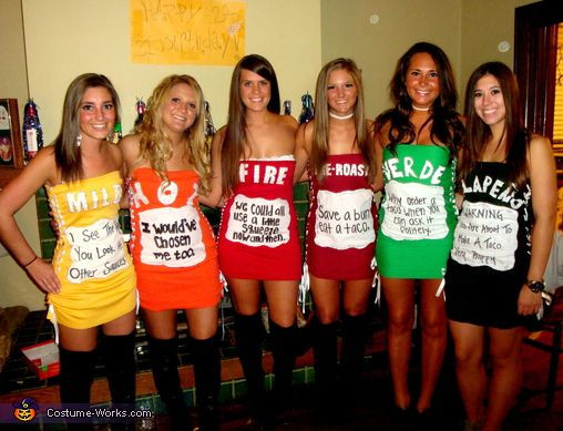 DIY Group Halloween Costume
 Taco Bell Sauce Packets Costume