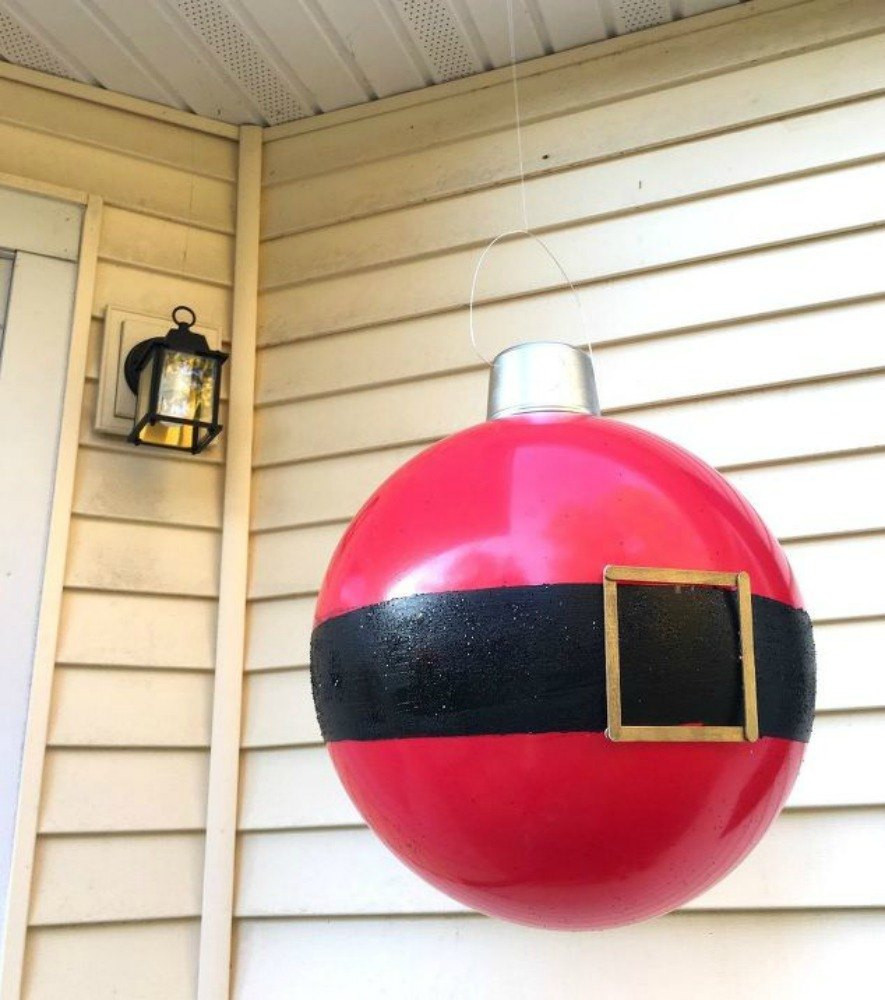 DIY Huge Ball Christmas Ornaments
 Make Your Porch Look Amazing With These DIY Christmas