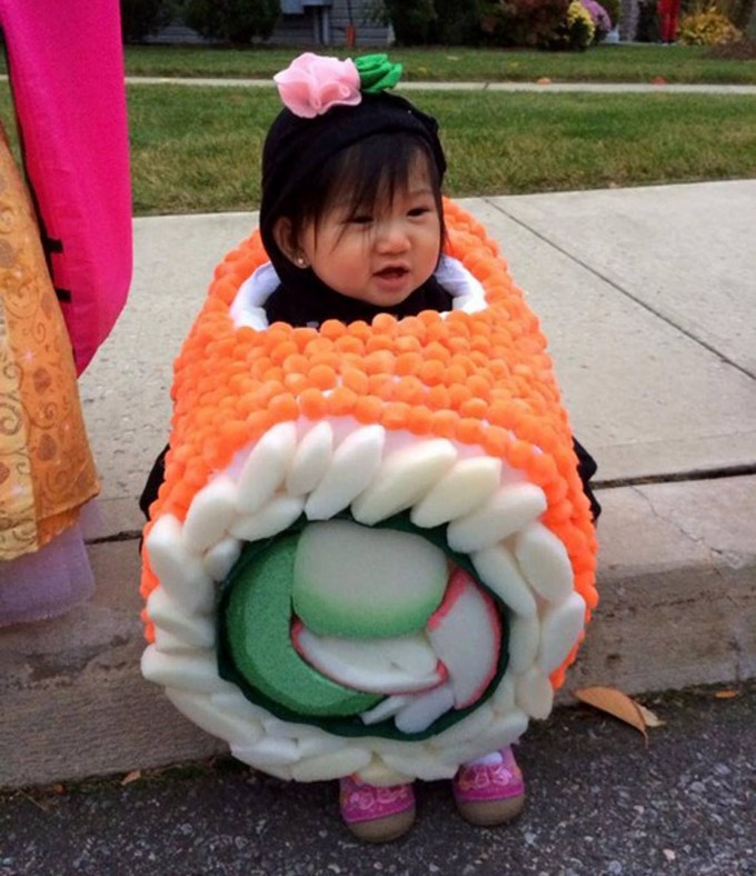 DIY Infant Costume
 Over 40 of the BEST Homemade Halloween Costumes for Babies