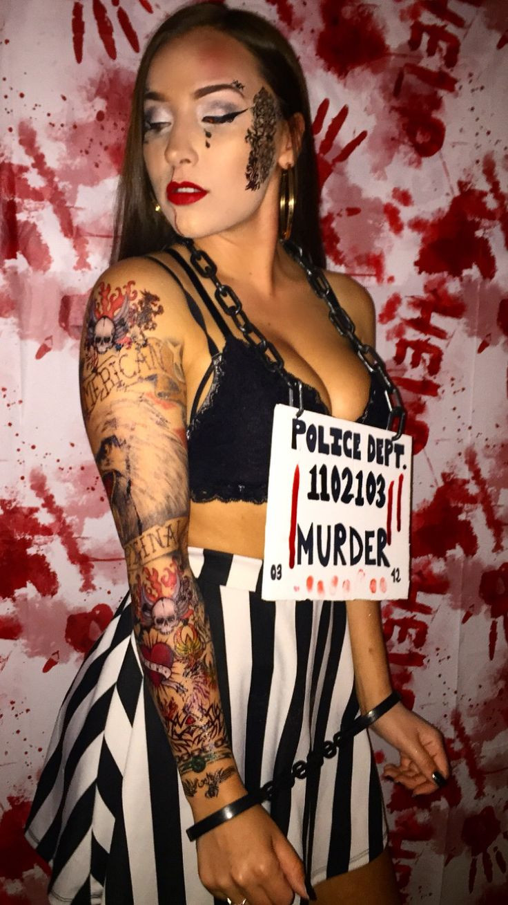 DIY Inmate Costume
 Best 25 Prisoner halloween costumes ideas on Pinterest