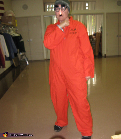 DIY Inmate Costume
 Escaped Prisoner Costume