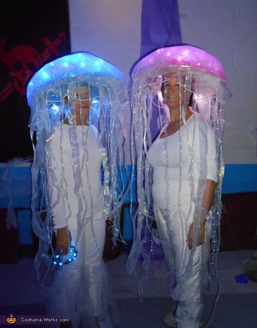 DIY Jellyfish Costume
 Glowing Jellyfish DIY costumes Fancy Dress D