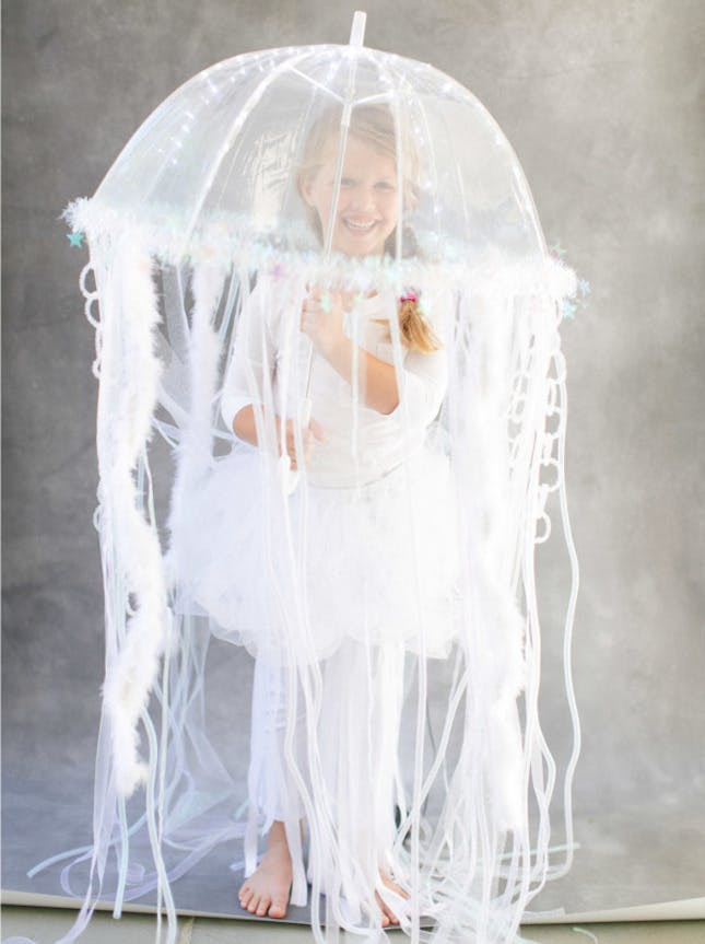 DIY Jellyfish Costume
 65 Animal Inspired Halloween Costumes