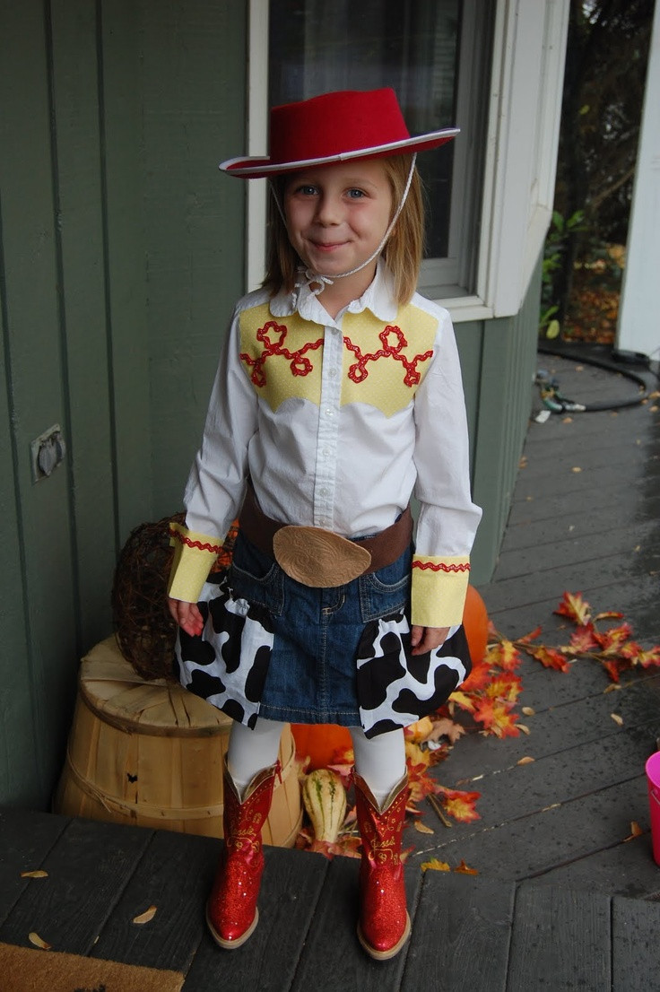DIY Jessie Costume
 17 Best images about Toy Story Costume on Pinterest