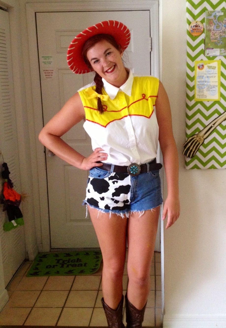 DIY Jessie Costume
 Jessie from Toy Story homemade costume