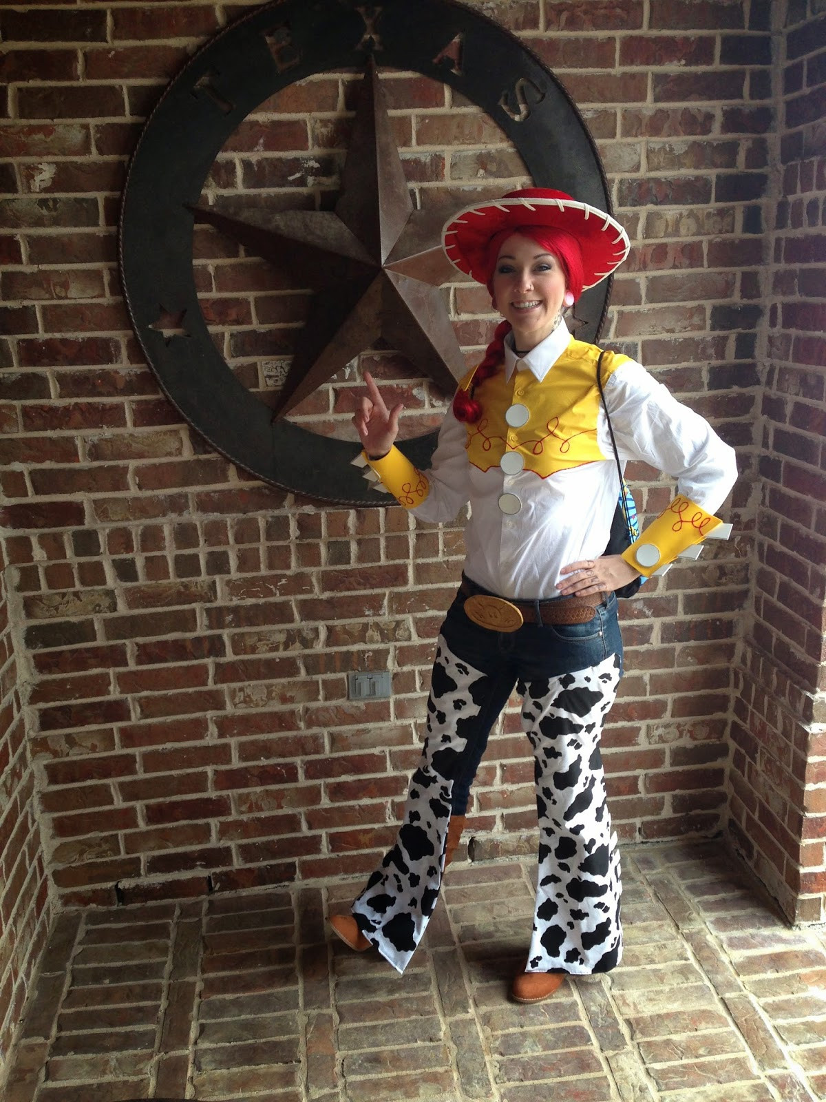DIY Jessie Costume
 OMGLITZY Tutorial Jessie from Toy Story Cosplay