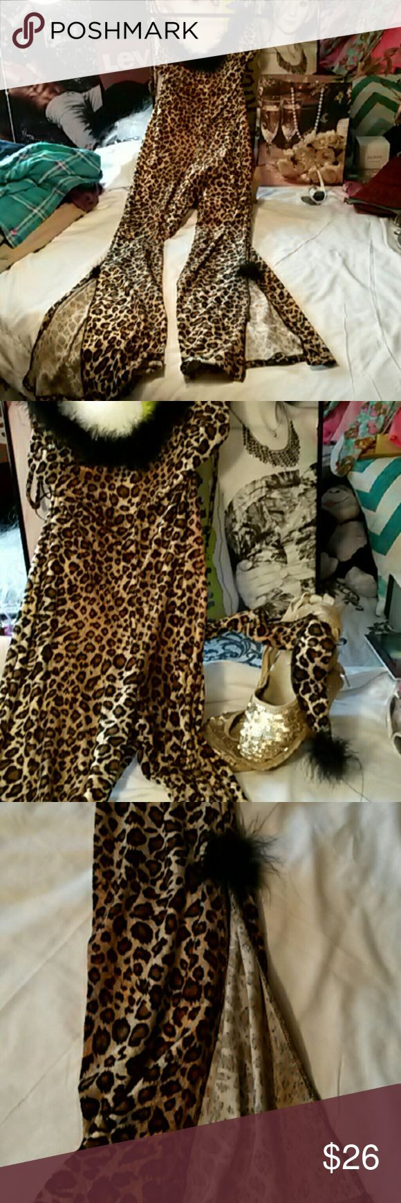 DIY Leopard Costume
 17 Best ideas about Leopard Costume on Pinterest