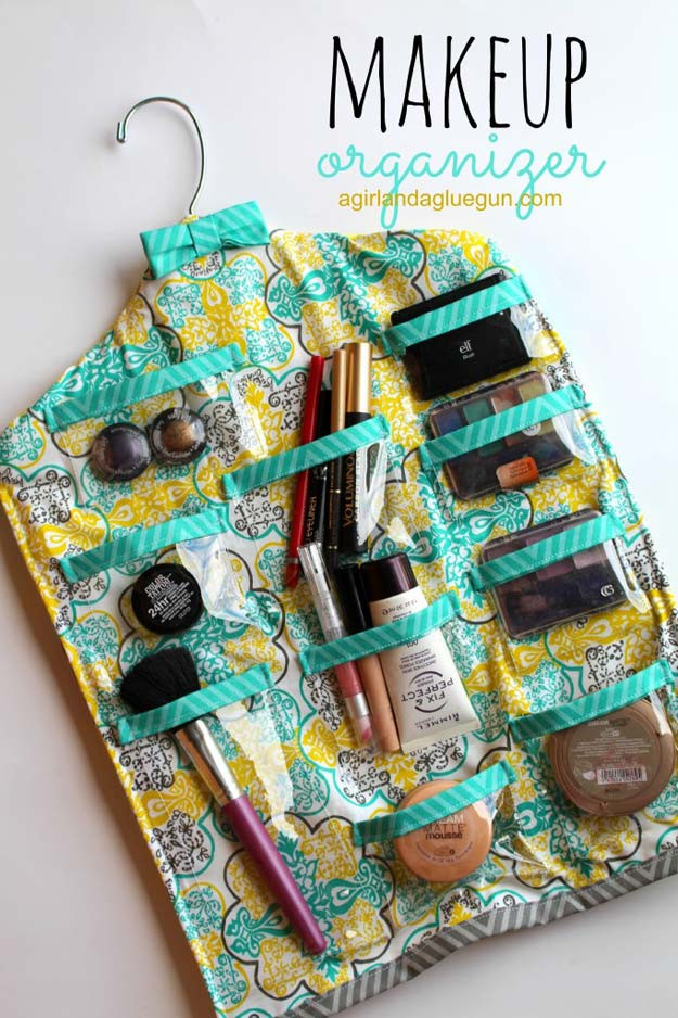 DIY Makeup Organizer Shoebox
 41 DIY Makeup Storage and Organizing Ideas Page 3 of 4