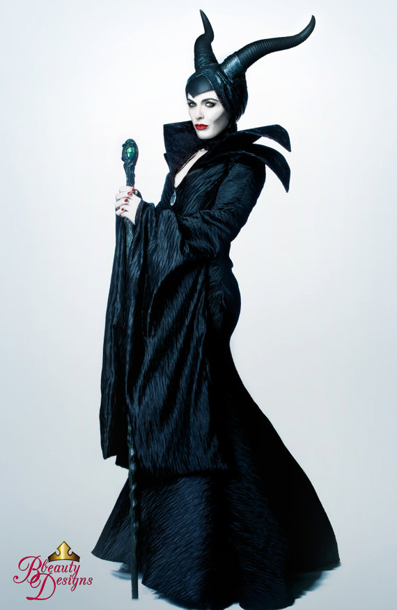 DIY Maleficent Costume
 DIY Maleficent Costume