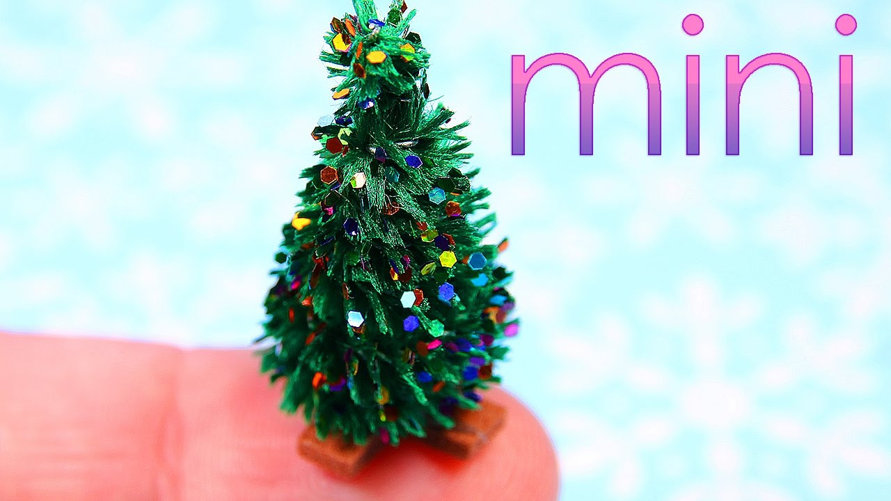 DIY Mini Christmas Trees
 DIY Miniature Christmas Tree