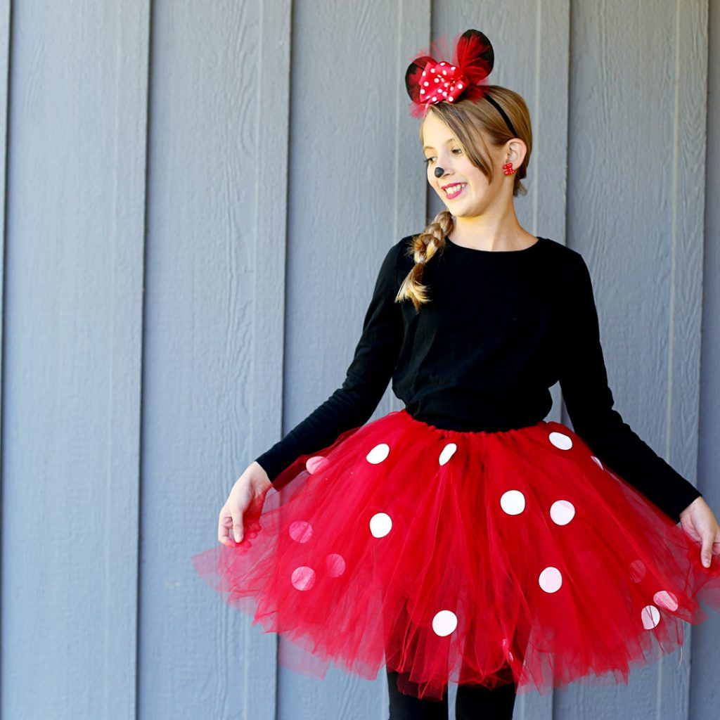DIY Mouse Costumes
 DIY Minnie Mouse Costume yep NO sew Sugar Bee Crafts