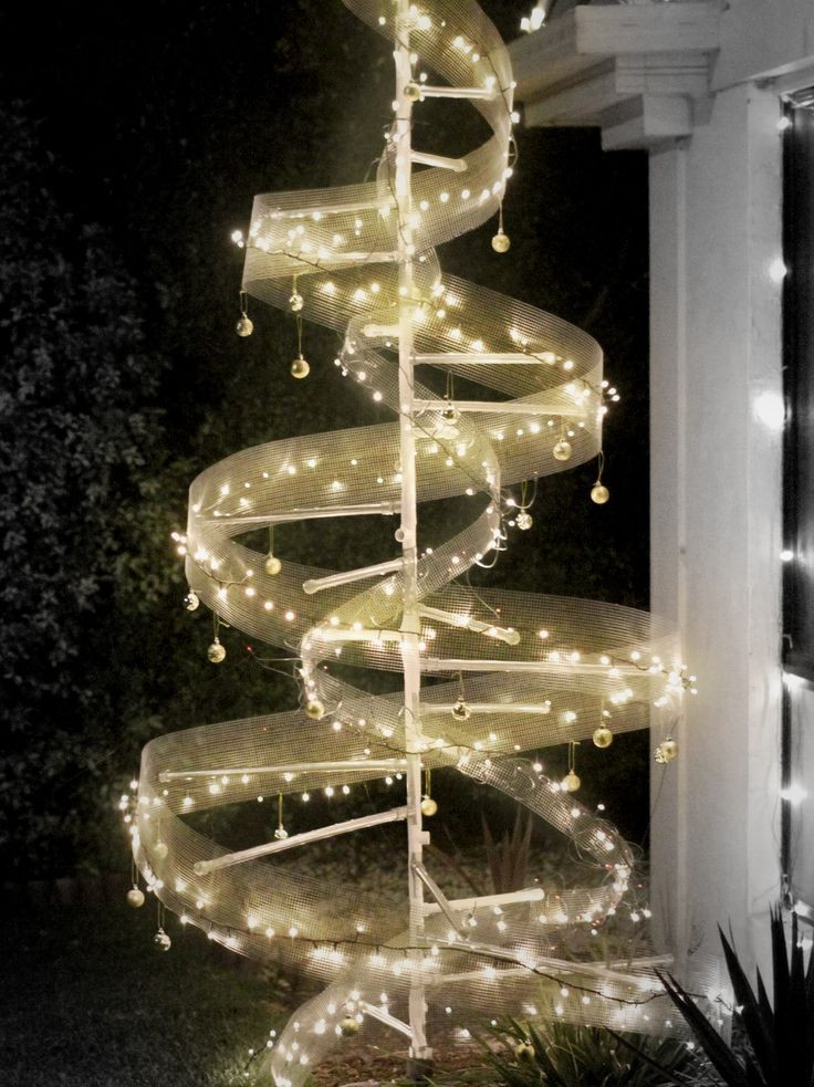 DIY Outdoor Christmas Tree Made Of Lights
 Christmas Tree Outdoor abstract DIY LED Lights PVC pipe