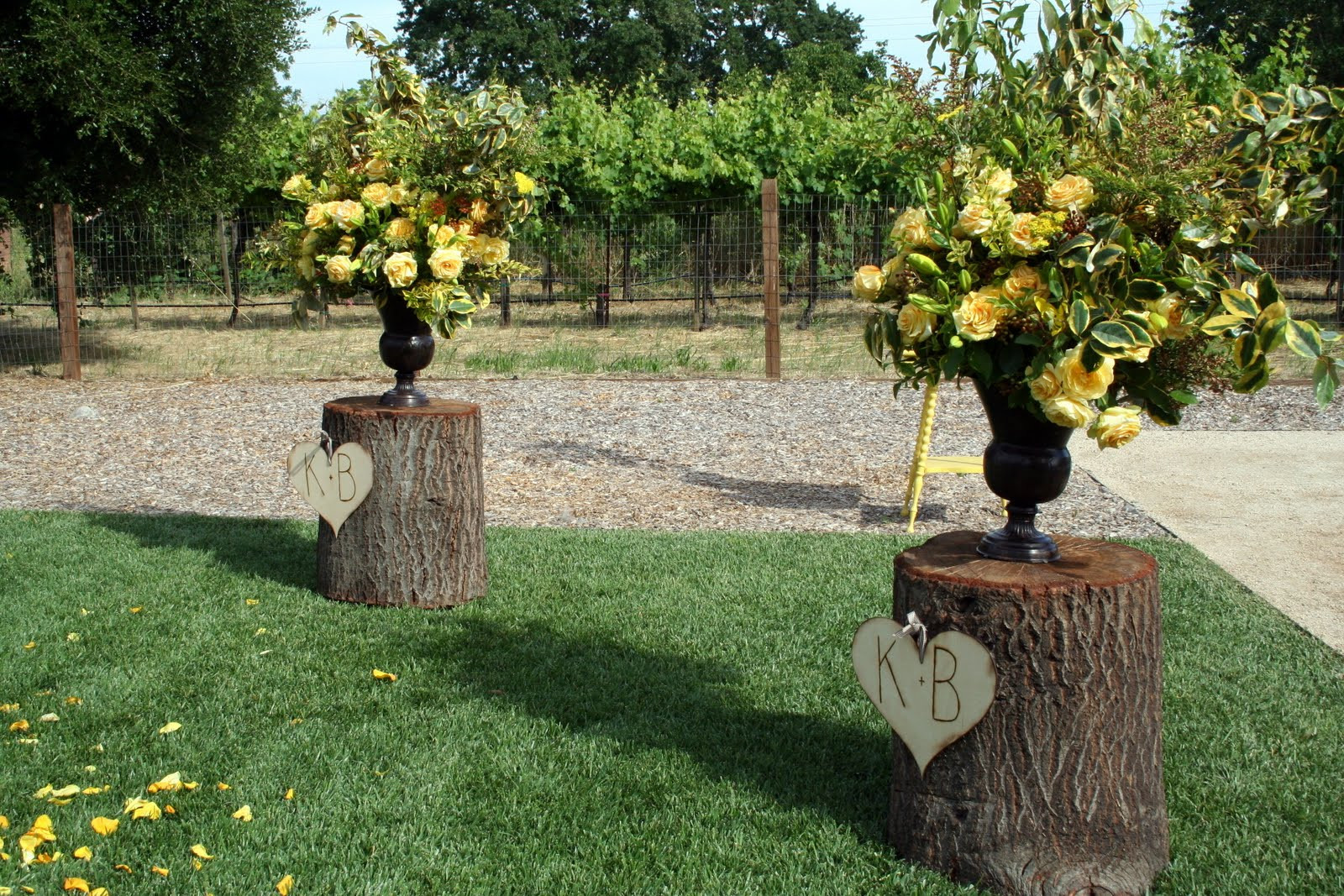DIY Outdoor Wedding Decorations
 Say “I Do” to These Fab 51 Rustic Wedding Decorations