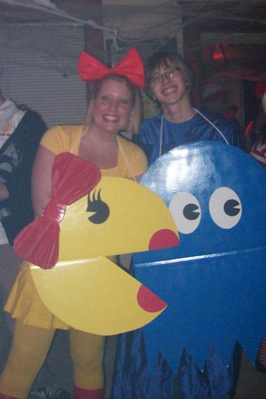 DIY Pacman Costume
 25 best ideas about Pac man costume on Pinterest