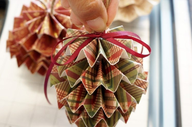 DIY Paper Christmas Decorations
 DIY Paper Christmas Ornaments DIY Inspired