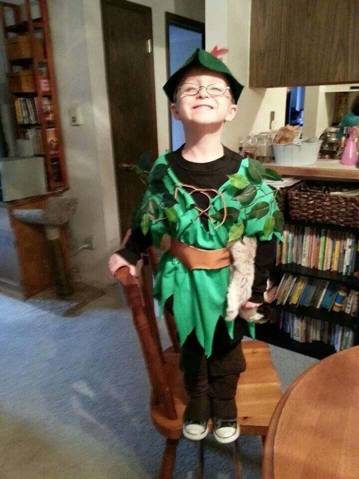 DIY Peter Pan Costume
 DIY Peter pan costume