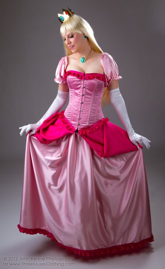 DIY Princess Peach Costume
 Best 25 Princess peach costume ideas on Pinterest