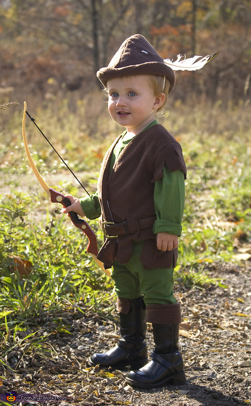 DIY Robin Hood Costume
 18 Awesome DIY Boys’ Halloween Costumes For Any Taste